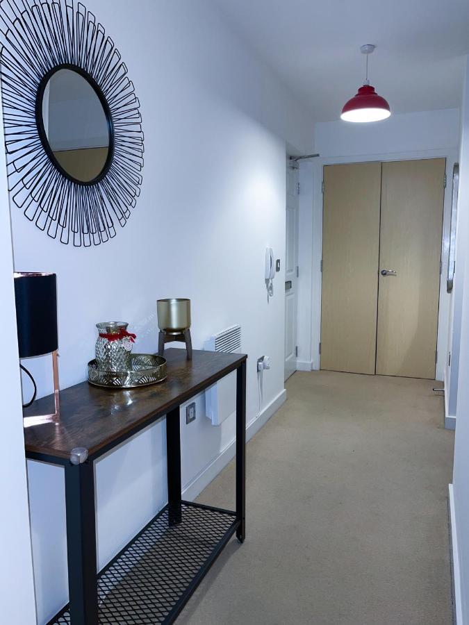 Апартаменты Station Side Penthouse Вулвергемптон Экстерьер фото