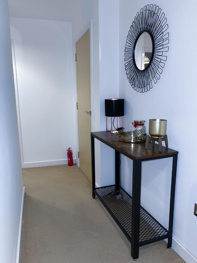 Апартаменты Station Side Penthouse Вулвергемптон Экстерьер фото